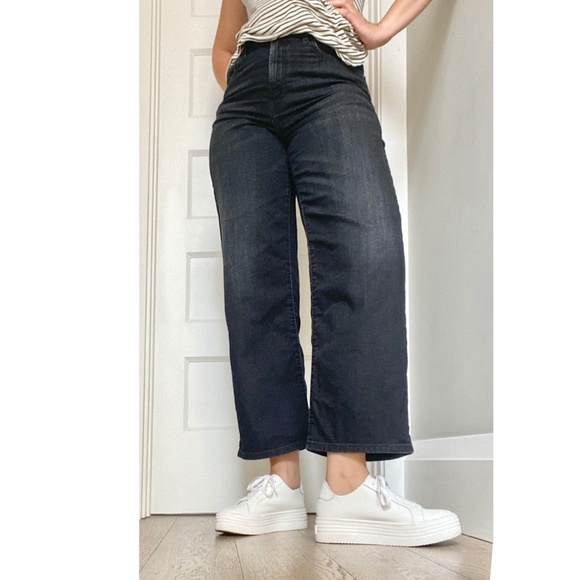 Sz26 / Diesel ‘Widee’ Cropped Distressed Jeans - Picture 4 of 16